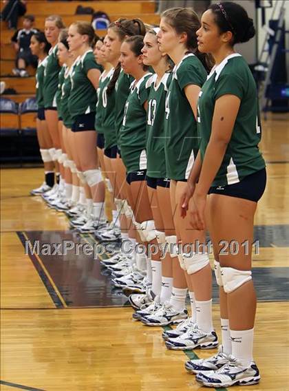 Thumbnail 1 in Elgin vs. McNeil photogallery.