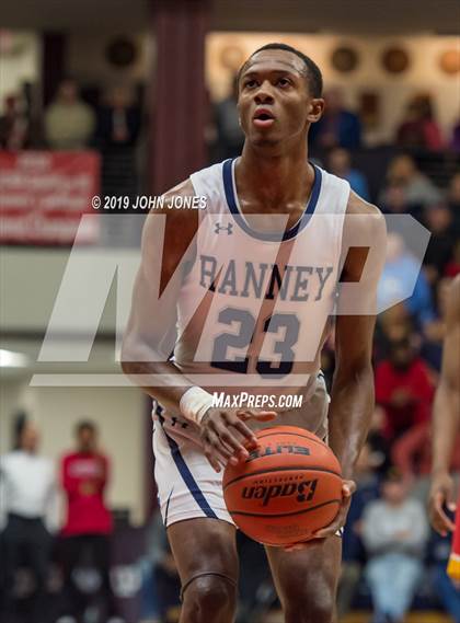 Thumbnail 1 in Bergen Catholic vs Ranney (HoopGroup Boardwalk Showcase) photogallery.