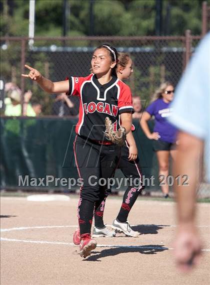 Thumbnail 3 in Logan vs. Amador Valley (CIF NCS D1 Final) photogallery.