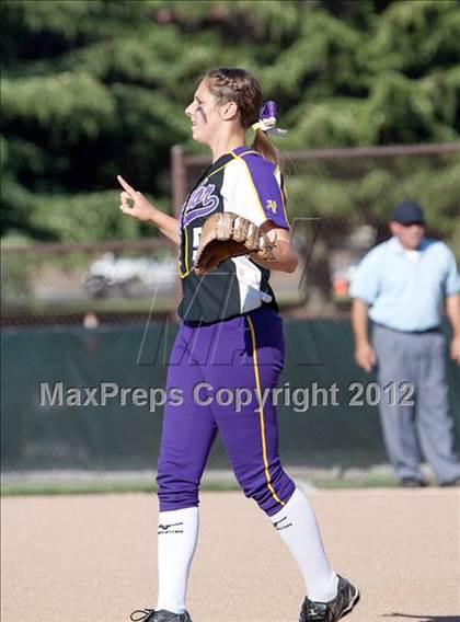 Thumbnail 2 in Logan vs. Amador Valley (CIF NCS D1 Final) photogallery.