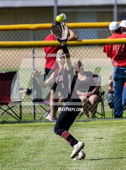 Thumbnail 2 in Calhoun @ Carrollton (IHSA 1A Sectional Championship) photogallery.