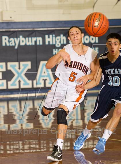 Thumbnail 3 in SA Madison @ Sam Rayburn (McDonald's Texas Invitational) photogallery.