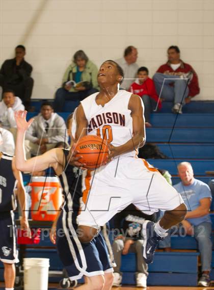 Thumbnail 3 in SA Madison @ Sam Rayburn (McDonald's Texas Invitational) photogallery.