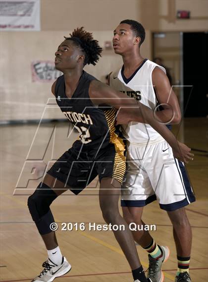 Thumbnail 2 in Antioch vs. St. John Bosco (MaxPreps Holiday Classic) photogallery.