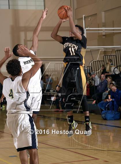 Thumbnail 2 in Antioch vs. St. John Bosco (MaxPreps Holiday Classic) photogallery.