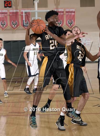 Thumbnail 2 in Antioch vs. St. John Bosco (MaxPreps Holiday Classic) photogallery.