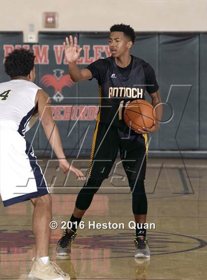 Thumbnail 2 in Antioch vs. St. John Bosco (MaxPreps Holiday Classic) photogallery.