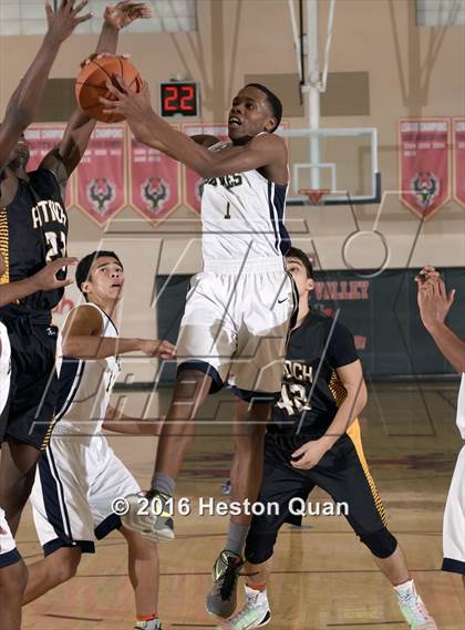 Thumbnail 1 in Antioch vs. St. John Bosco (MaxPreps Holiday Classic) photogallery.
