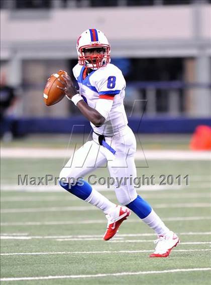 Thumbnail 3 in Burleson vs. Midway (4A Division 1 Region 1 Bi-District) photogallery.