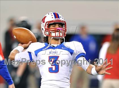 Thumbnail 2 in Burleson vs. Midway (4A Division 1 Region 1 Bi-District) photogallery.