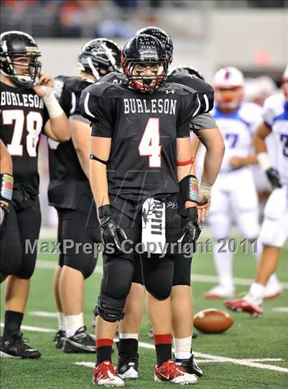 Thumbnail 3 in Burleson vs. Midway (4A Division 1 Region 1 Bi-District) photogallery.