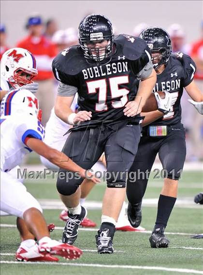 Thumbnail 1 in Burleson vs. Midway (4A Division 1 Region 1 Bi-District) photogallery.