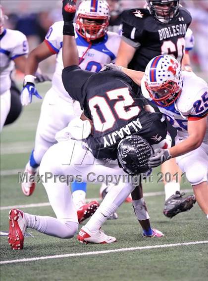 Thumbnail 2 in Burleson vs. Midway (4A Division 1 Region 1 Bi-District) photogallery.