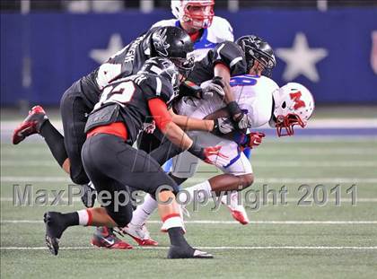 Thumbnail 3 in Burleson vs. Midway (4A Division 1 Region 1 Bi-District) photogallery.