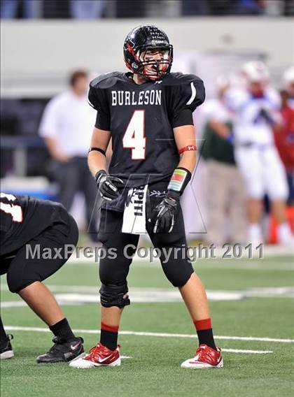 Thumbnail 1 in Burleson vs. Midway (4A Division 1 Region 1 Bi-District) photogallery.