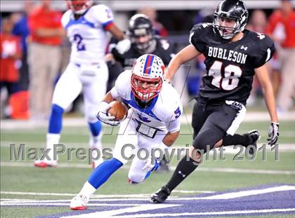 Thumbnail 2 in Burleson vs. Midway (4A Division 1 Region 1 Bi-District) photogallery.