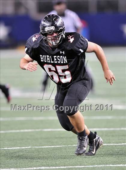 Thumbnail 1 in Burleson vs. Midway (4A Division 1 Region 1 Bi-District) photogallery.