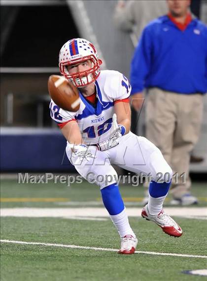 Thumbnail 1 in Burleson vs. Midway (4A Division 1 Region 1 Bi-District) photogallery.