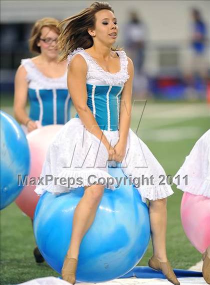Thumbnail 3 in Burleson vs. Midway (4A Division 1 Region 1 Bi-District) photogallery.