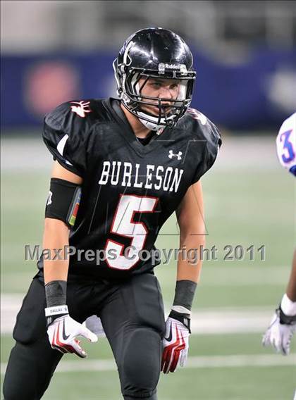 Thumbnail 2 in Burleson vs. Midway (4A Division 1 Region 1 Bi-District) photogallery.