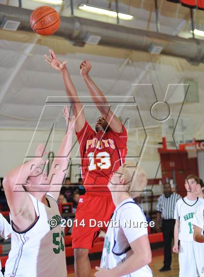 Thumbnail 1 in Paraclete vs. Tehachapi photogallery.