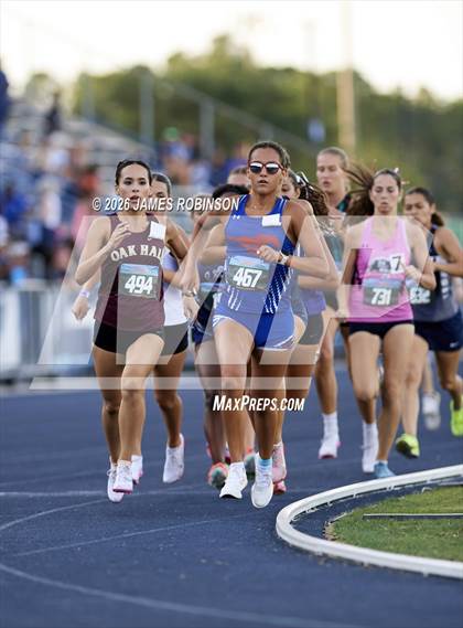 Thumbnail 1 in FHSAA Class 1A Final (800m) photogallery.