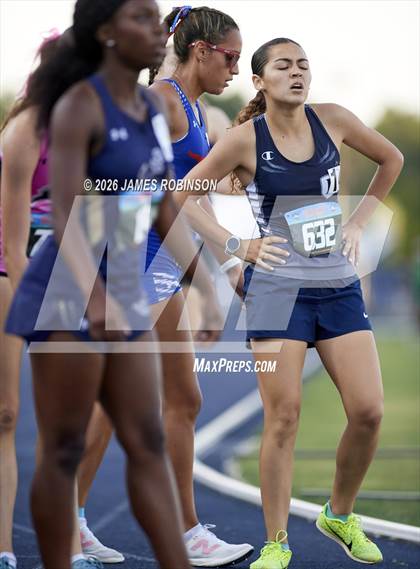 Thumbnail 3 in FHSAA Class 1A Final (800m) photogallery.