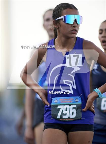Thumbnail 2 in FHSAA Class 1A Final (800m) photogallery.
