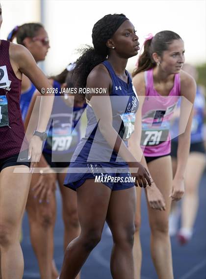 Thumbnail 2 in FHSAA Class 1A Final (800m) photogallery.