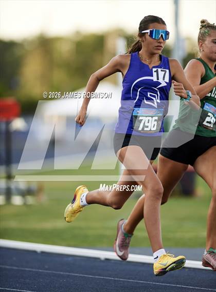 Thumbnail 2 in FHSAA Class 1A Final (800m) photogallery.