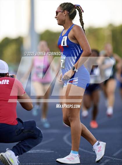 Thumbnail 3 in FHSAA Class 1A Final (800m) photogallery.