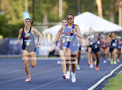 Thumbnail 1 in FHSAA Class 1A Final (800m) photogallery.