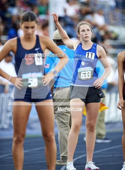 Thumbnail 1 in FHSAA Class 1A Final (800m) photogallery.