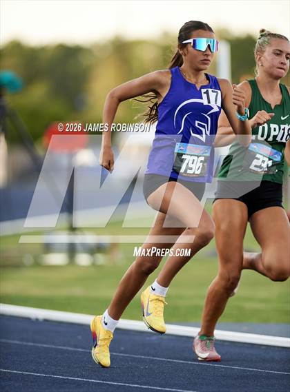 Thumbnail 3 in FHSAA Class 1A Final (800m) photogallery.