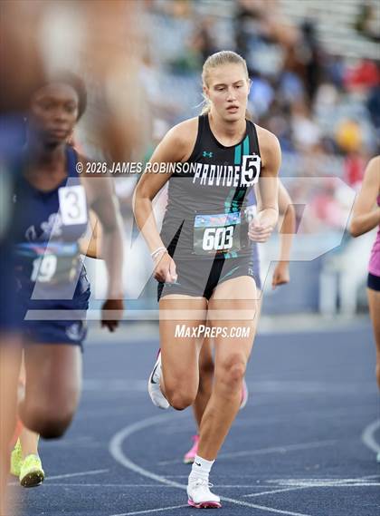 Thumbnail 1 in FHSAA Class 1A Final (800m) photogallery.