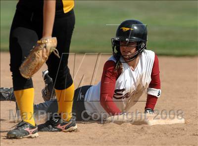 Thumbnail 3 in Capistrano Valley Christian @ Whitney photogallery.