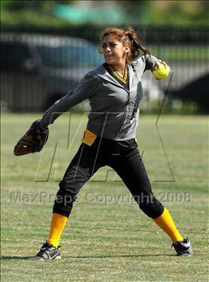 Thumbnail 3 in Capistrano Valley Christian @ Whitney photogallery.