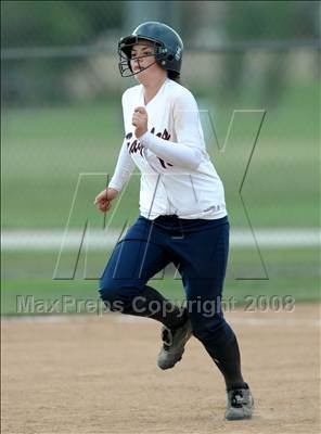 Thumbnail 3 in Capistrano Valley Christian @ Whitney photogallery.