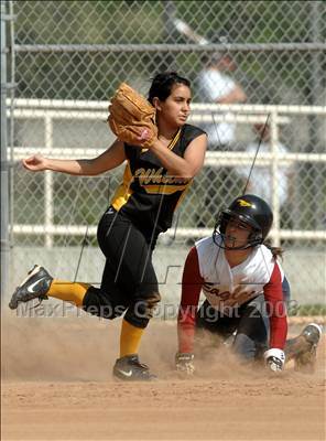 Thumbnail 3 in Capistrano Valley Christian @ Whitney photogallery.