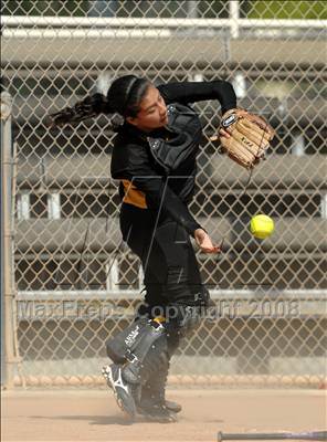 Thumbnail 3 in Capistrano Valley Christian @ Whitney photogallery.