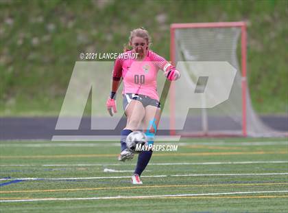 Thumbnail 3 in Steamboat Springs @ Evergreen (CHSAA 4A Quarterfinals) photogallery.