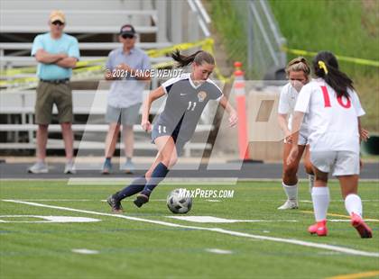 Thumbnail 1 in Steamboat Springs @ Evergreen (CHSAA 4A Quarterfinals) photogallery.