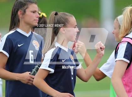 Thumbnail 2 in Steamboat Springs @ Evergreen (CHSAA 4A Quarterfinals) photogallery.