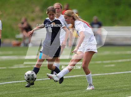 Thumbnail 3 in Steamboat Springs @ Evergreen (CHSAA 4A Quarterfinals) photogallery.