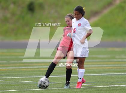 Thumbnail 3 in Steamboat Springs @ Evergreen (CHSAA 4A Quarterfinals) photogallery.