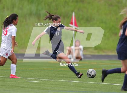 Thumbnail 3 in Steamboat Springs @ Evergreen (CHSAA 4A Quarterfinals) photogallery.