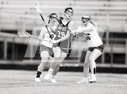 Thumbnail 1 in Ardrey Kell @ Independence photogallery.