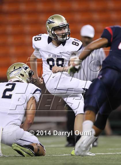 Thumbnail 3 in St. John Bosco vs. St. Louis photogallery.