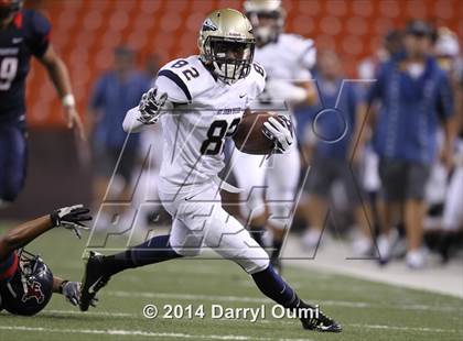 Thumbnail 3 in St. John Bosco vs. St. Louis photogallery.