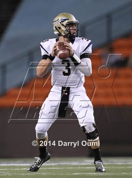 Thumbnail 3 in St. John Bosco vs. St. Louis photogallery.